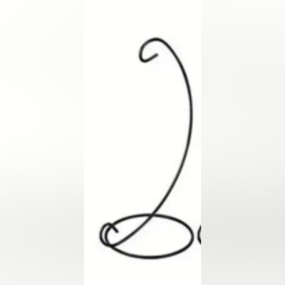 1 Metal Black Ornament Holder